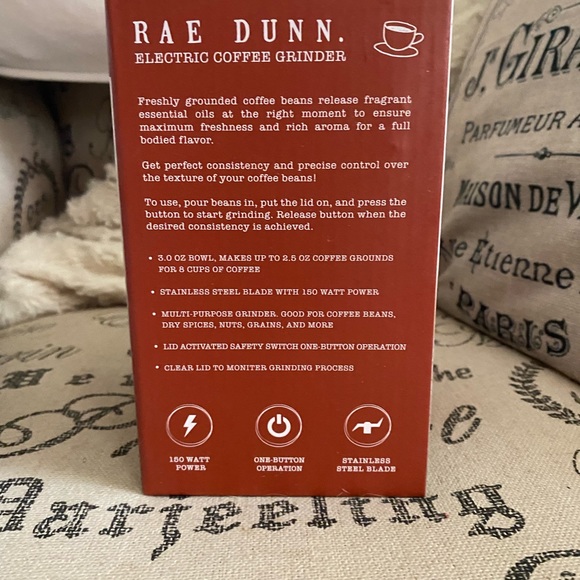 Rae Dunn Christmas Electric Coffee Grinder☕️ - Picture 2 of 5